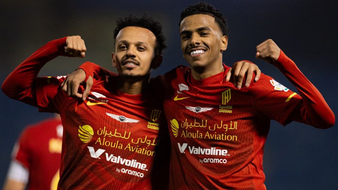 القادسية يعبر الرياض برباعية