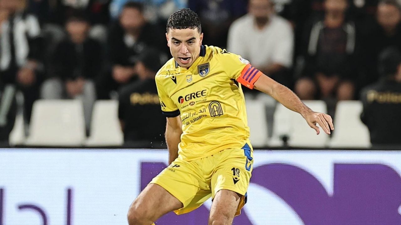 التعاون يبدأ مفاوضات تمديد عقد أشرف المهديوي