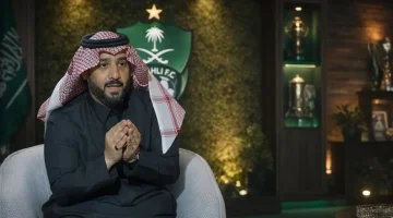 رئيس الأهلي يزف بشرى سارة بشأن صخرة الدفاع