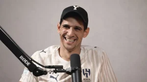 “أخبرت رئيس الهلال بذلك”.. بونو يكشف حقيقة راتبه في النادي